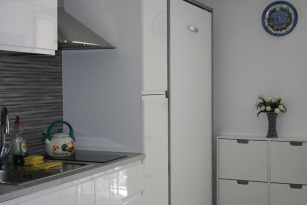 Las Lanzas Studio Apartment Playa Muchavista El Campello Ngoại thất bức ảnh